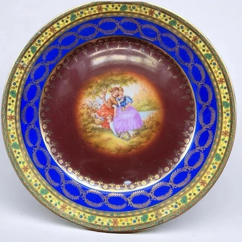 Vintage JK Carlsbad Colonial Blue And Gold China Decorative Plate 6.5” x 6.5”